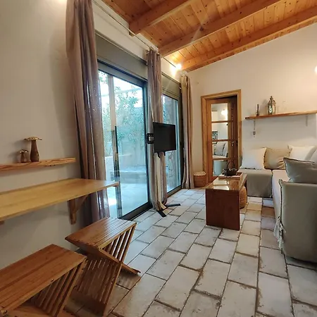 Apartment το μικρό σπίτι στον κήπο
